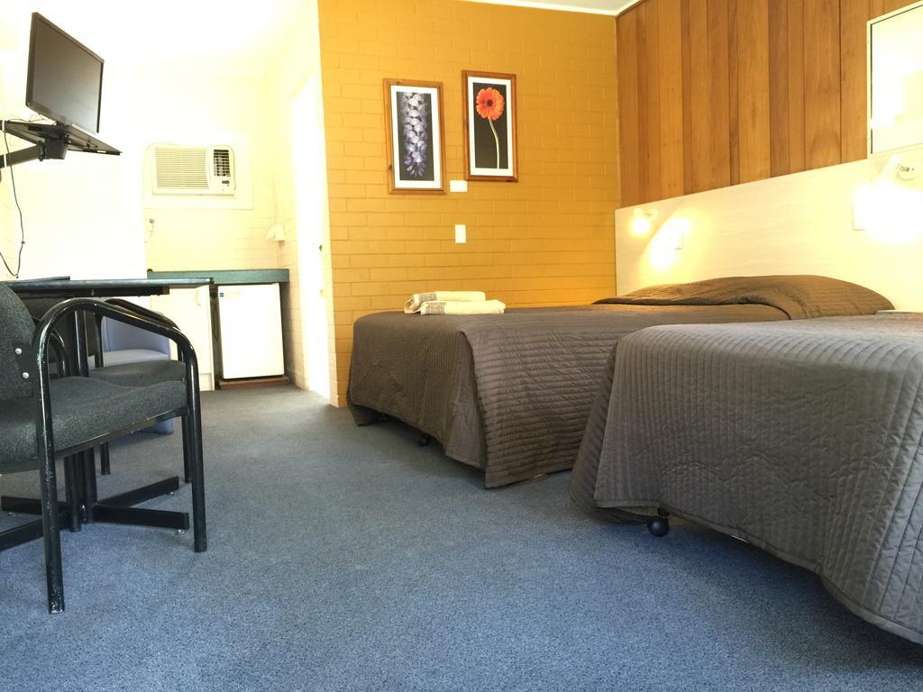 Ipswich City Motel Room photo